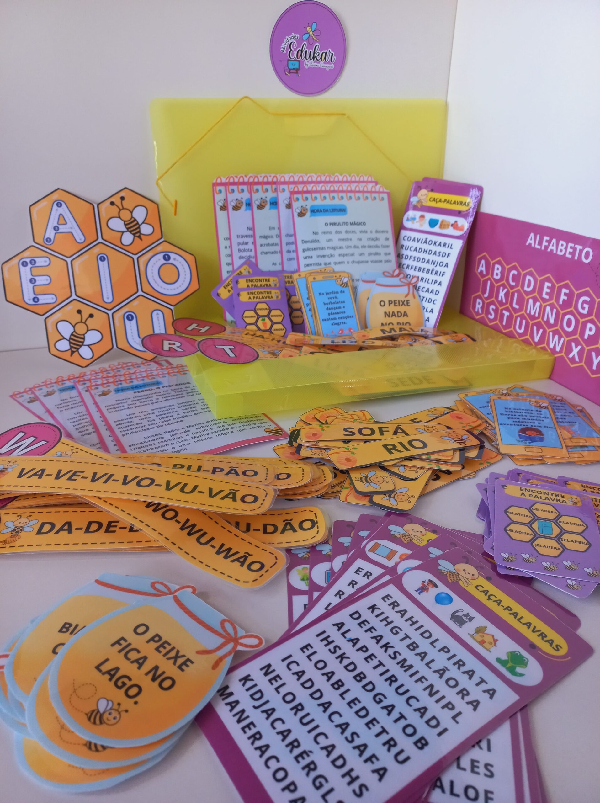 Kit Abelhinha Leitora (Kit de leitura) - Imagem 2