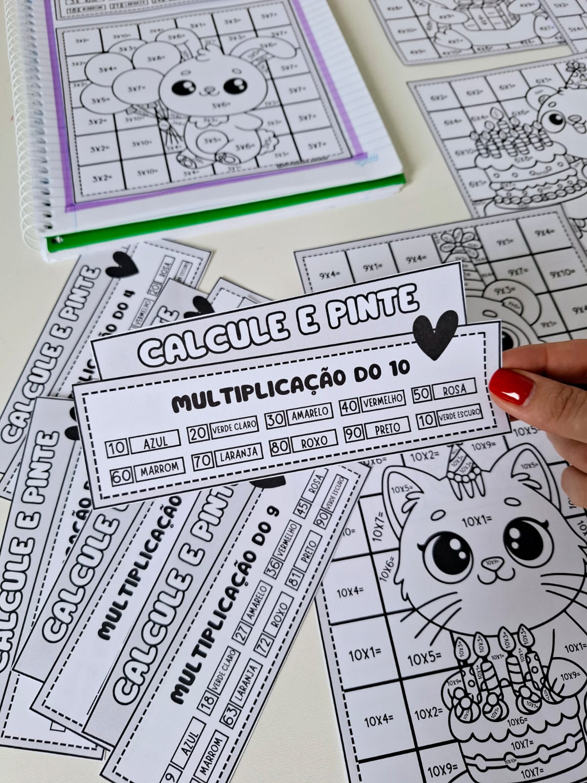 Calcule e pinte - Multiplicação e divisão - Imagem 7