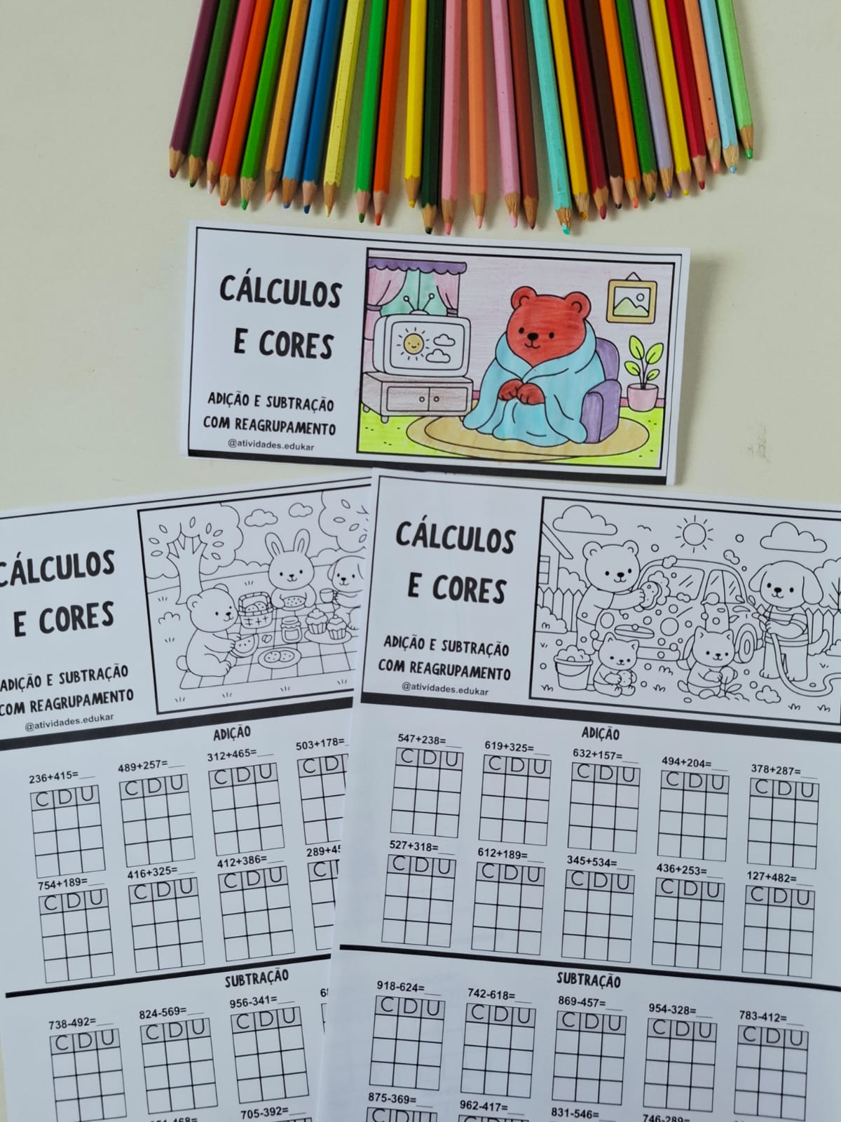 Cálculos e cores - adição e subtração com reagrupamento