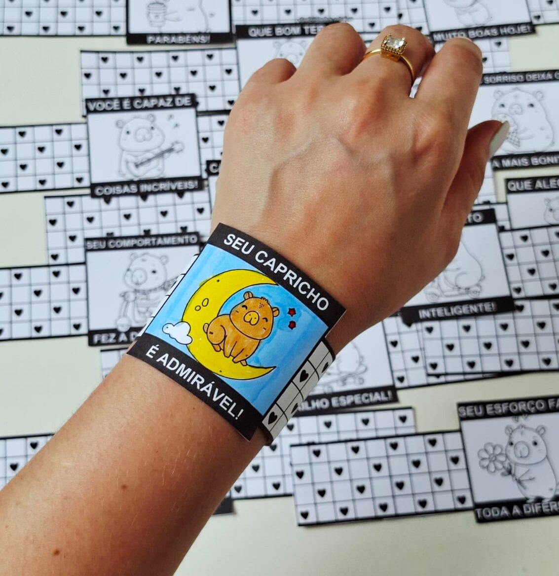 Pulseiras de incentivo - Capivara